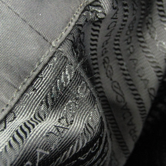 PRADA Black Leather Messenger Shoulder Bag - Picture 15 of 16